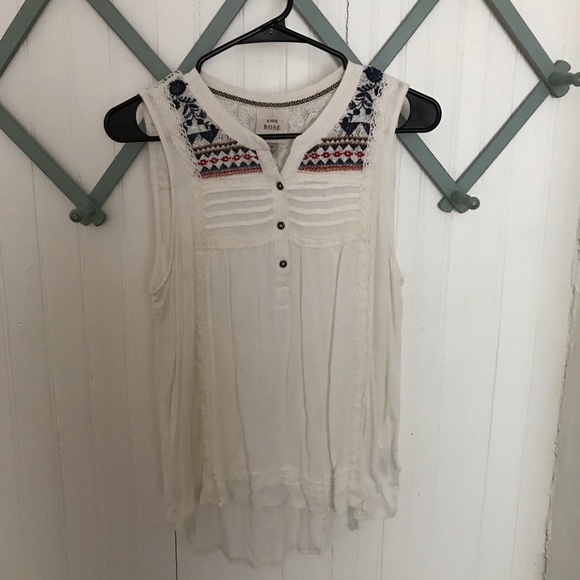 Knox Rose Tops - Knox rose cream lace detail flowy tank